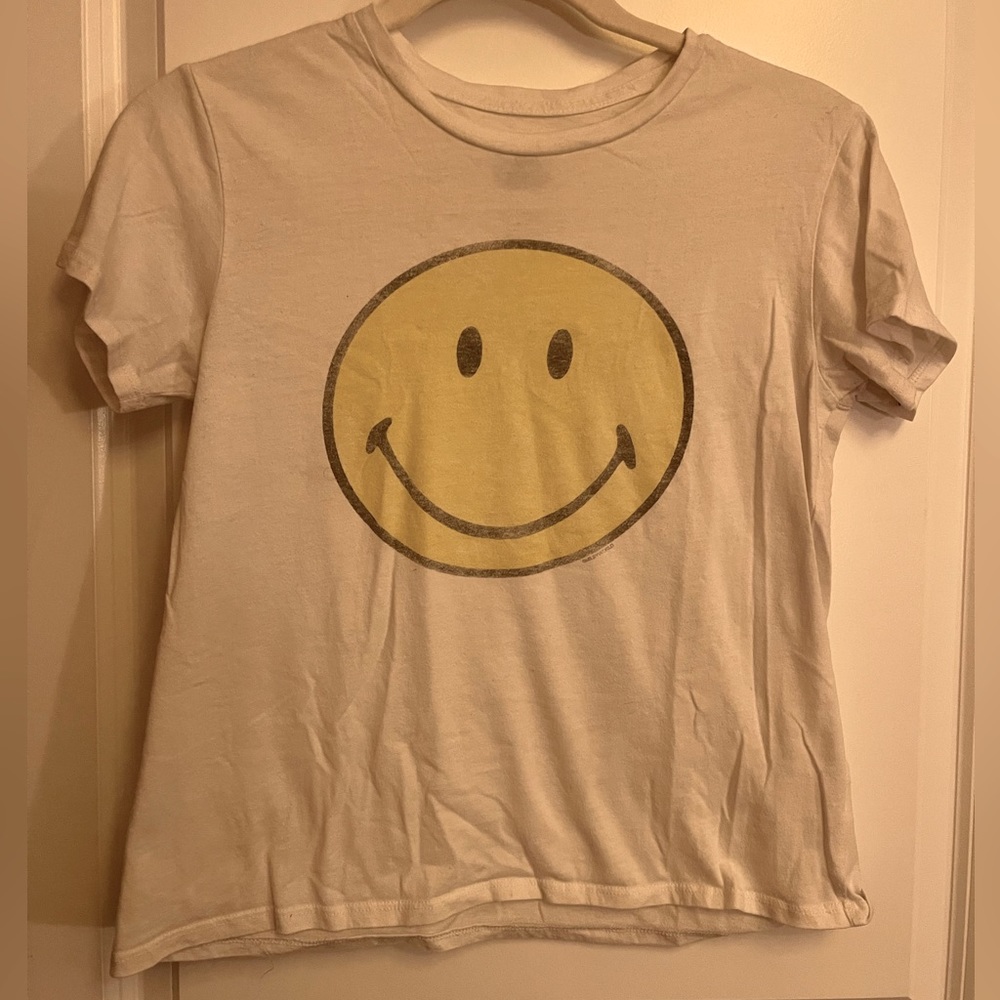 SMILEY TSHIRT